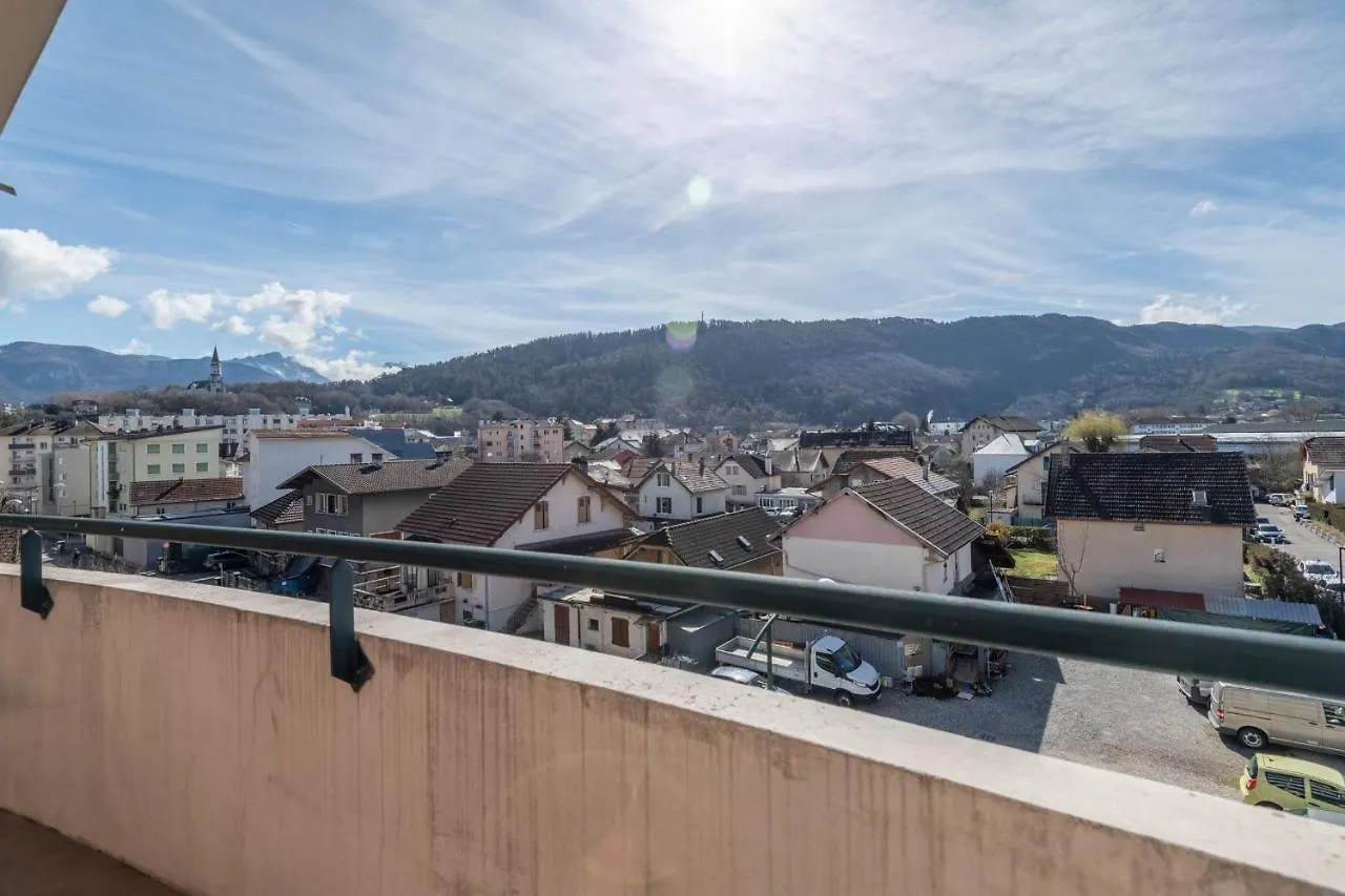 Isernon Furnished Flat Apartment Annecy