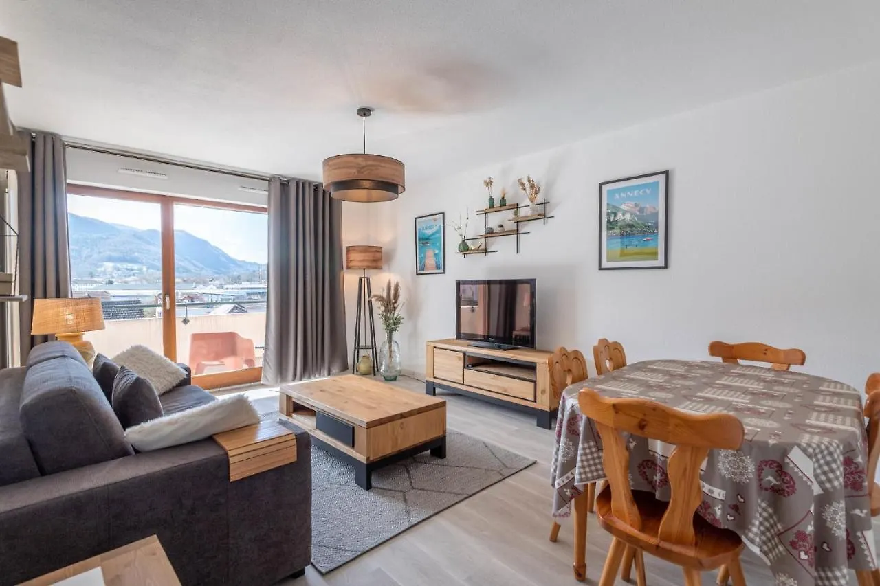 Isernon Furnished Flat Apartment Annecy