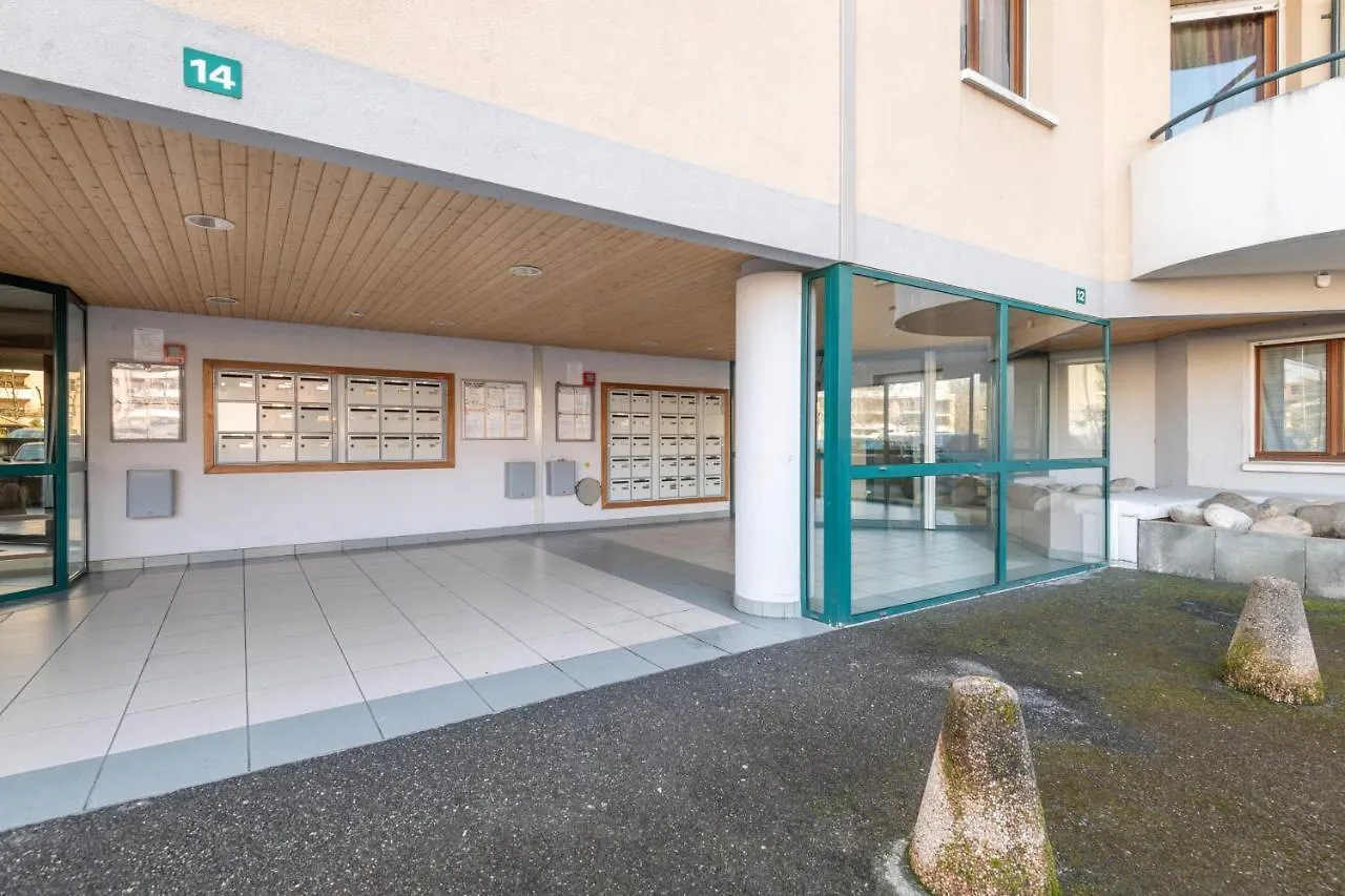 Isernon Furnished Flat Apartment Annecy
