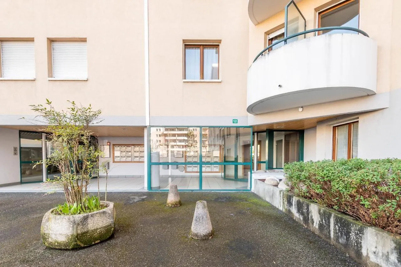 Isernon Furnished Flat Apartment Annecy