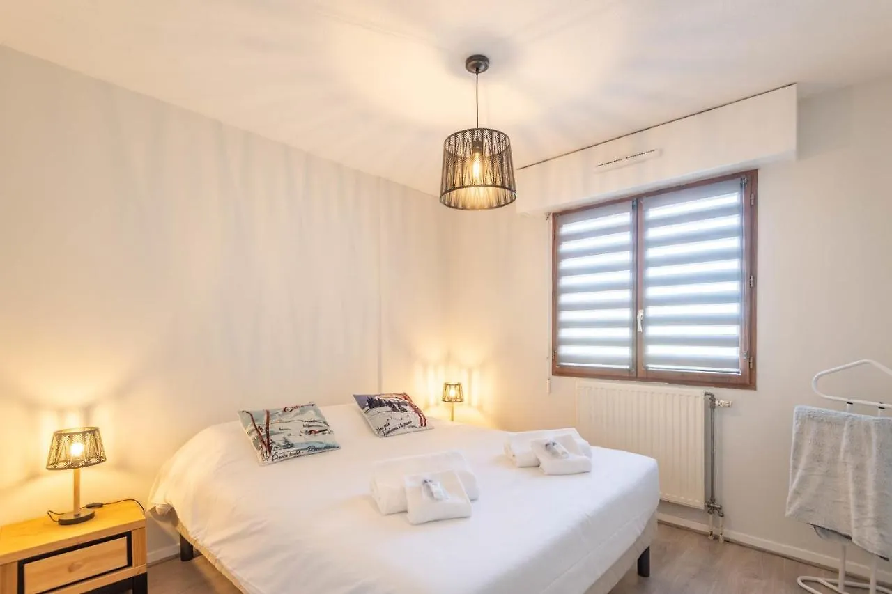 Isernon Furnished Flat Apartment Annecy 0*,