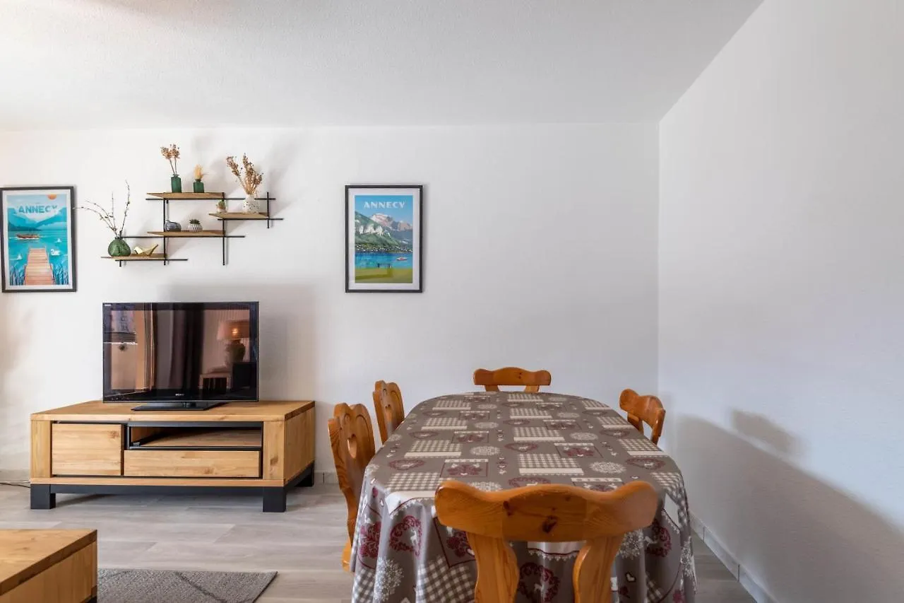 Isernon Furnished Flat Apartment Annecy
